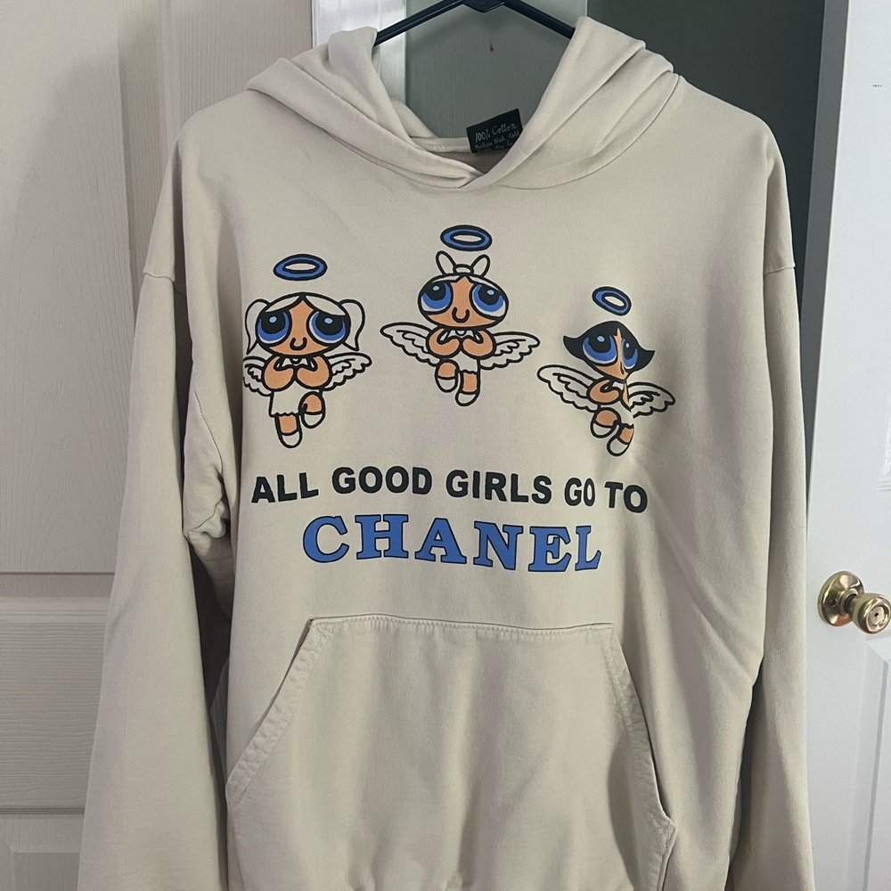 MEGA YACHT cream hoodie